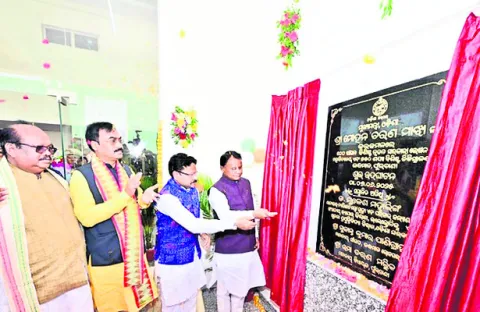 ఫుల్బణిలో ప్రభుత్వ వైద్య కళాశాల, ఆస్పత్రి: సీఎం