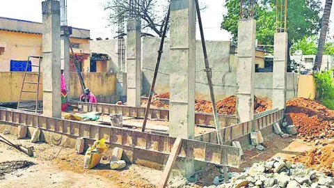 ఇందిర