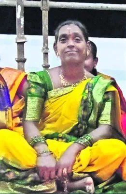 రోడ్డు ప్రమాదంలో మాజీ సర్పంచ్‌ మృతి