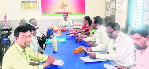 సర్కారు బడుల్లోనే నాణ్యమైన విద్యాబోధన 