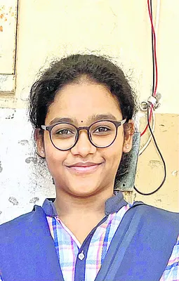 ఏపీఈఏపీ సెట్‌ ఫలితాల్లో చౌడువాడ విద్యార్థిని ప్రతిభ 