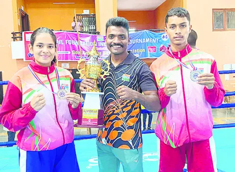 జాతీయస్థాయి బాక్సింగ్‌ పోటీల్లో ప్రతిభ
