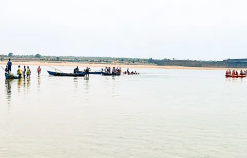 Dead bodies of six missing people found in river bed