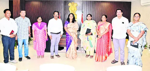 జిల్లా అధికారుల సంఘం కార్యవర్గం ఏకగ్రీవం 