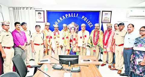 పోలీసు ఉద్యోగం ఒత్తిడితో కూడుకున్నది 