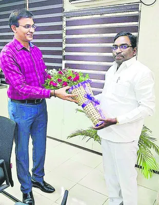 కొబ్బరి ఆధారిత పరిశ్రమలకు జీఎస్టీ మినహాయించాలి