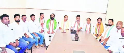 ఖర్గే సభకు జనసమీకరణ