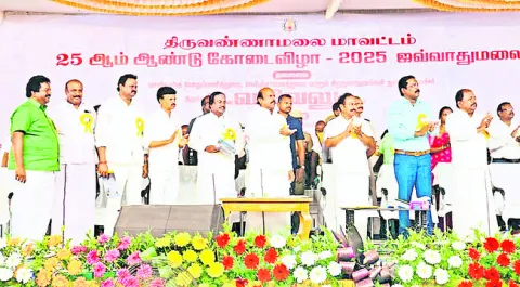 ప్రతిభా అవార్డుల ప్రదానం