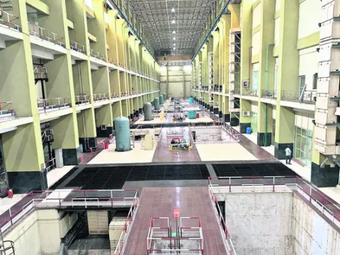 జూరాలలో కొనసాగుతున్న విద్యుదుత్పత్తి 