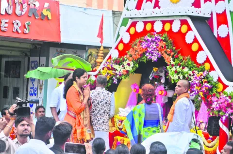 జగన్నాథ పాహిమాం.. పురుషోత్తమ రక్షమాం
