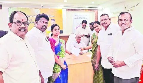 రూ.1,100 కోట్లు వెంటనే విడుదల చేయాలి