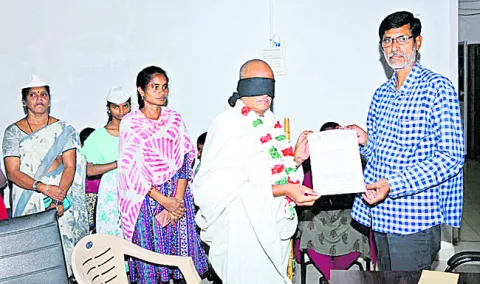 సుప్రీం ఆదేశాలను అమలుచేయాలి 