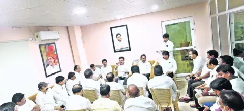 5న వైఎస్సార్‌ సీపీ జిల్లా విస్తృత స్థాయి సమావేశం 