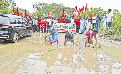 Women protest in Kakinada district