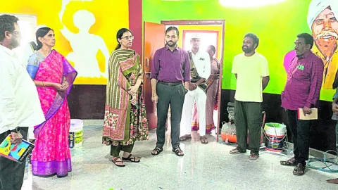 వసతిగృహాల్లో శుభ్రత పాటించాలి