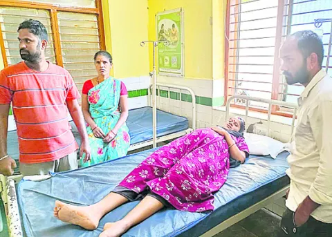 పీహెచ్‌సీలో ప్రసవ వేదన