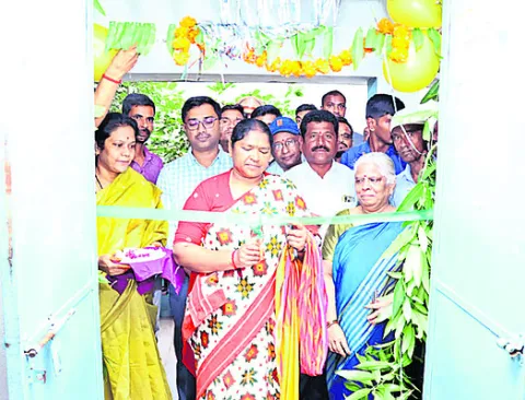 విద్యార్థులు లక్ష్యంతో చదవాలి