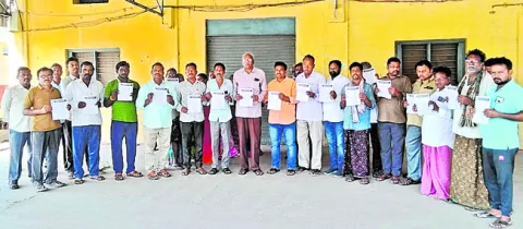 ప్రభాకర్‌ను వెంటనే విడుదల చేయాలి 