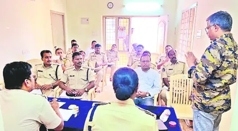 ఎమ్మార్పీకే మద్యం విక్రయించాలి