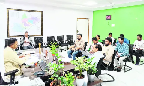 ప్రతి చిన్నారికి ఆధార్‌ నమోదు తప్పనిసరి