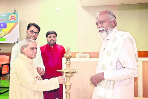 విద్యార్థులకు బ్రిడ్జ్‌ కోర్సు ప్రారంభం 