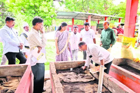 మార్కెట్లను ఆధునికీకరించాలి
