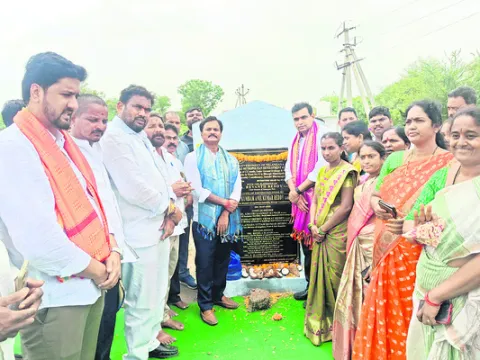 మోడల్‌ మున్సిపాలిటీగా తీర్చిదిద్దుతాం