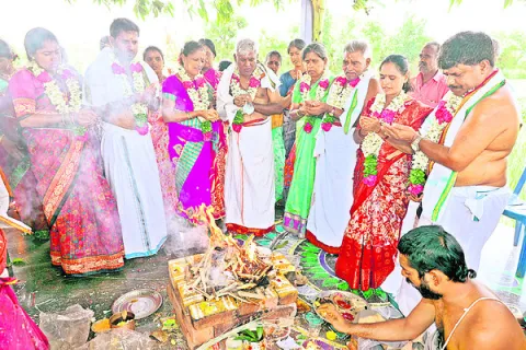 వేడుకగా మన్నారుస్వామి వార్షికోత్సవం 