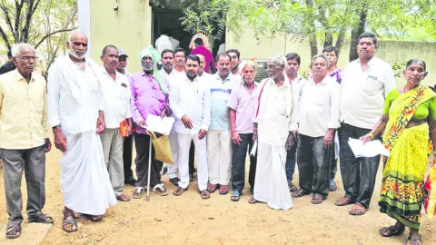 రైతులను గుర్తించని ప్రభుత్వం 