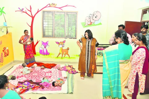 శిశువుల ఆరోగ్య సంరక్షణపై ప్రత్యేక శ్రద్ధ 