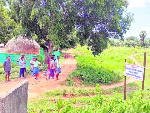 కూటమి నేతల మద్దతుతో ప్రభుత్వ భూమి ఆక్రమణ 