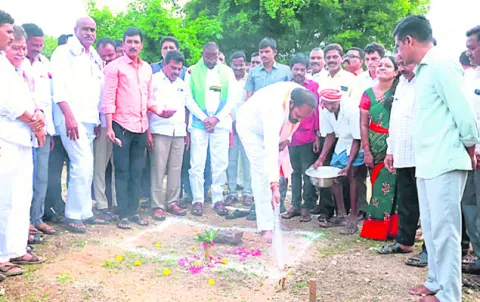 సన్న బియ్యం పంపిణీ చేసిన ఘనత కాంగ్రెస్‌దే