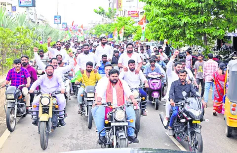 స్థానిక ఎన్నికల్లో 25శాతం రిజర్వేషన్‌కు కృషి