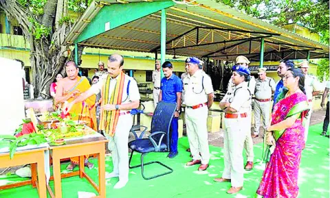 పోలీస్‌ సంక్షేమ పాఠశాలకు వసతి కల్పన 
