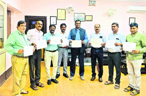 నర్సం
