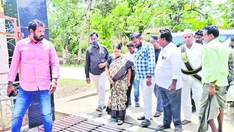 అండగా