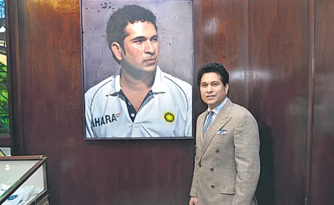 Portrait of legendary Indian cricketer unveiled8