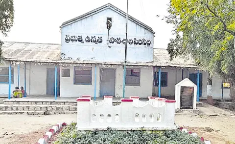 IIT Madras to Train Sircilla Students in Advanced Tech: Telangana