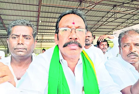 ఆదరణ చూసి ఓర్వలేక 
