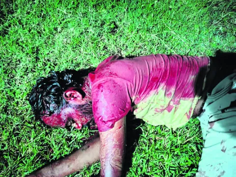 యువకుడి దారుణ హత్య 