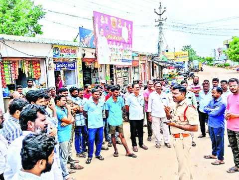 సీసీ కెమెరాల ఏర్పాటుతో భద్రత 