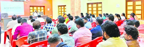 ఓటరు క్లెయిమ్‌ల విచారణ వేగవంతం చేయండి 