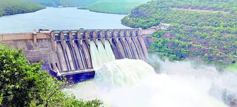 సాగర్‌కు కొనసాగుతున్న వరద