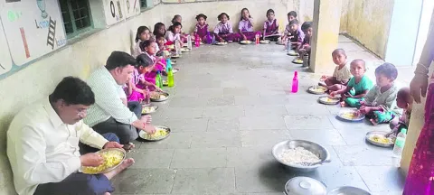 నెల రోజులుగా గుడ్డు లేదు! 