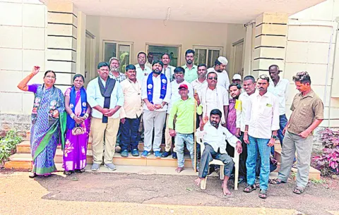 అర్హులందరికీ పెన్షన్లు ఇవ్వండి 