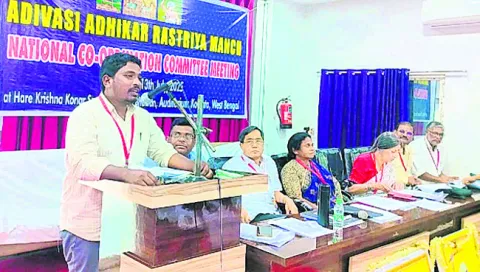 ఆదివాసీలకు ప్రత్యేక  కాలం కేటాయించాలి