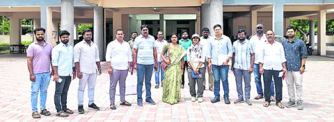 పట్టణంలో కేంద్ర బృందం పర్యటన