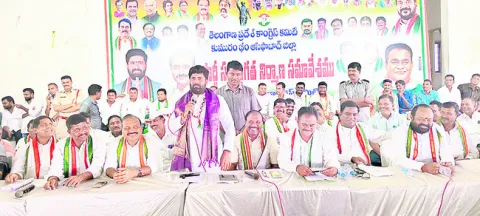 పనిచేసే కార్యకర్తలకు గుర్తింపు
