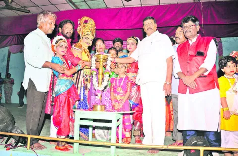 కళారం