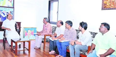 నీటి ఎద్దడి లేకుండా చర్యలు తీసుకోవాలి 